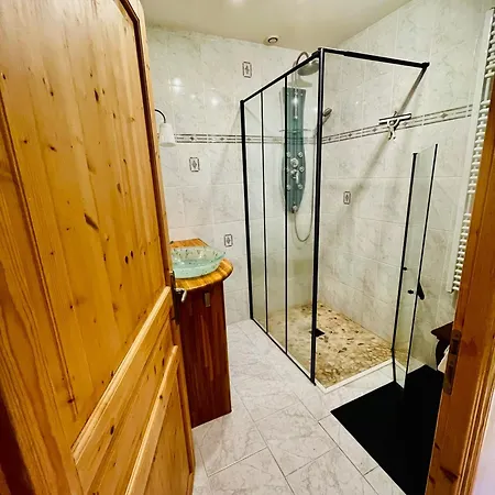 Bed and Breakfast Maison Aubergerac 4*